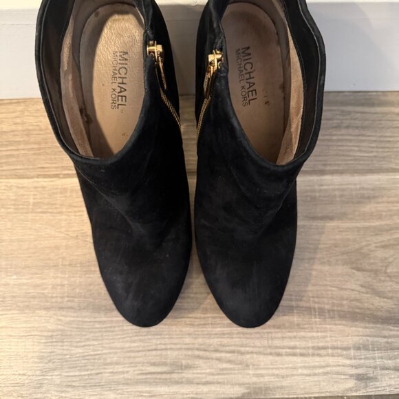 Michael Kors Black Suede Ankle Boots Size 9 - Picture 3 of 6